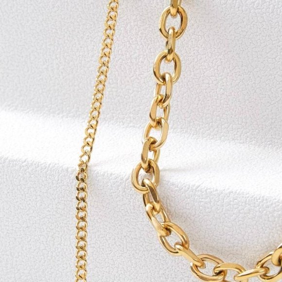 14k Gold Layered Chain Minimalist Necklace - Picture 4 of 5